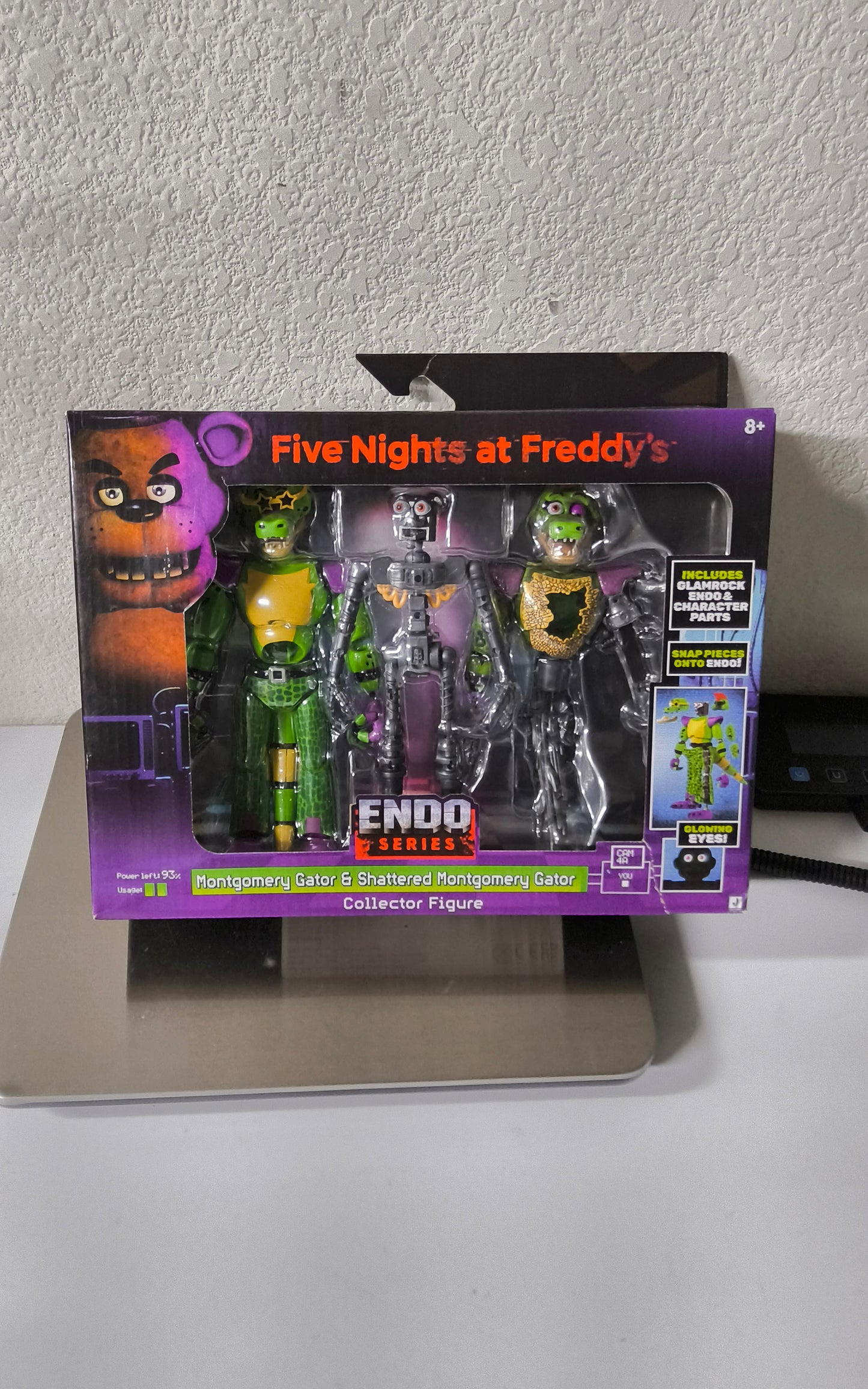 Five Nights at Freddy’s Endo Series Montgomery Gator and Shattered Montgomery Gator Jazwares collector figure