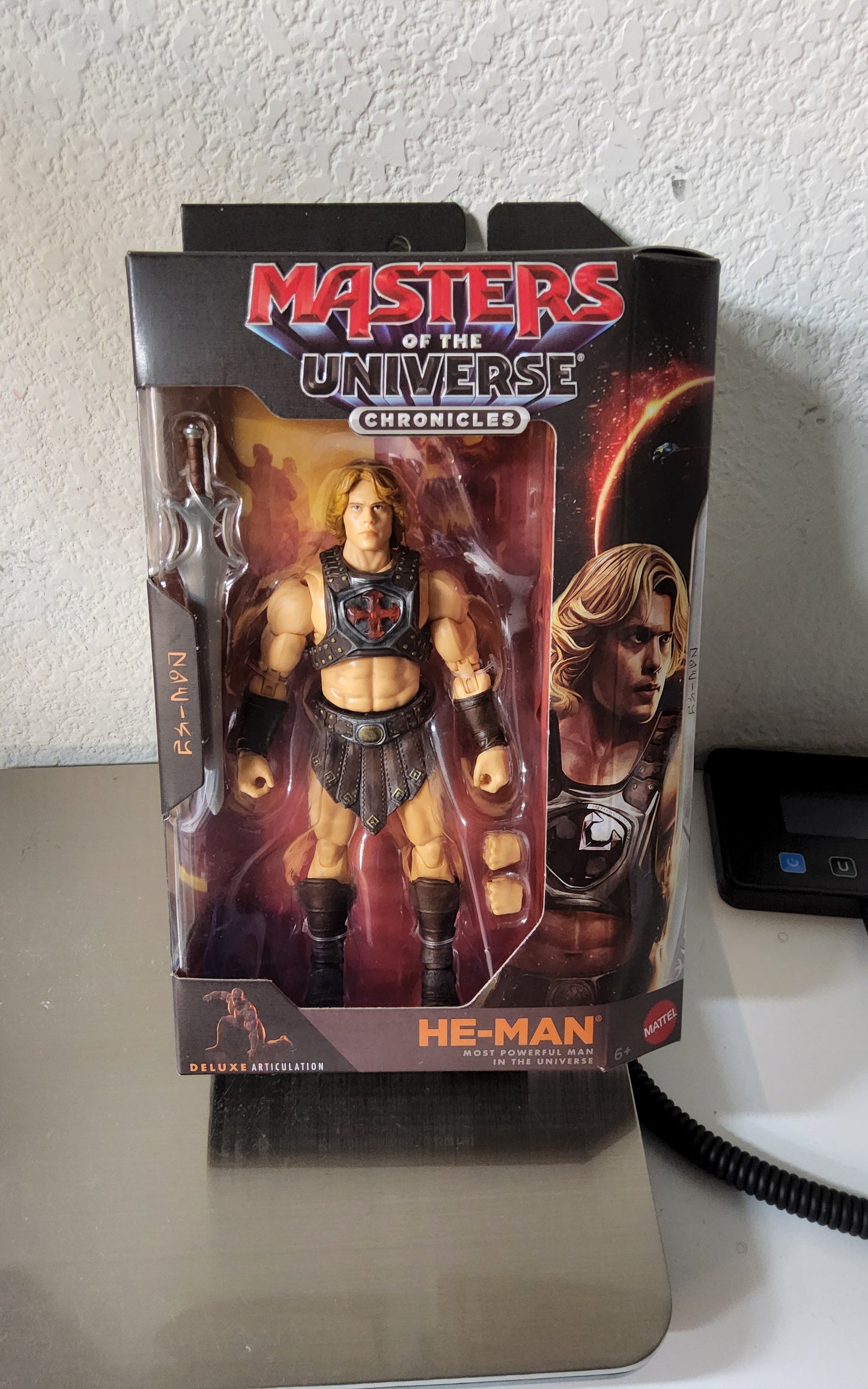 Masters of the Universe Chronicles He-Man Most Powerful Man in the Universe Deluxe Articulation Action Figure