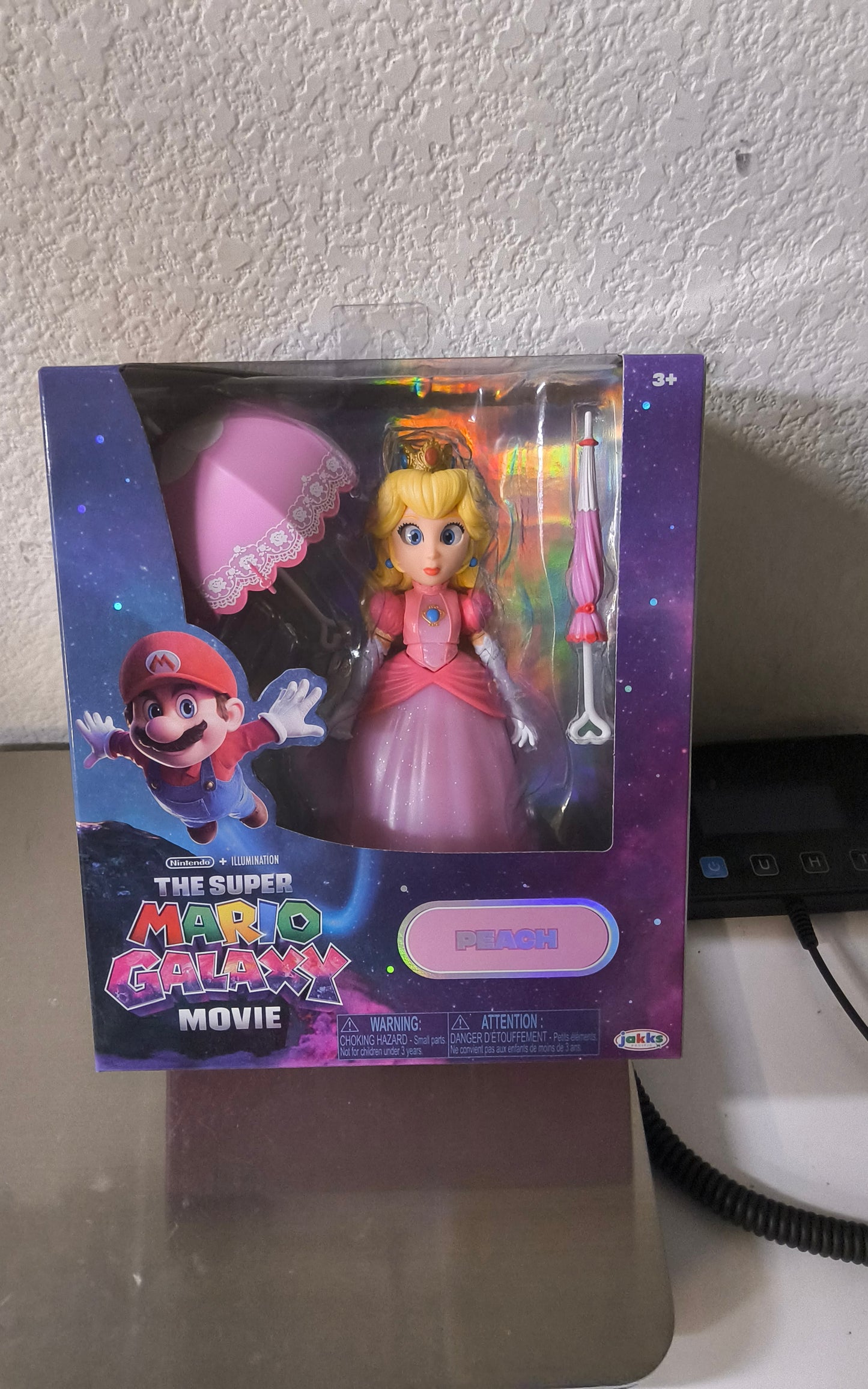 Super Mario Galaxy Movie Princess Peach 5-Inch Figure with Two Parasols