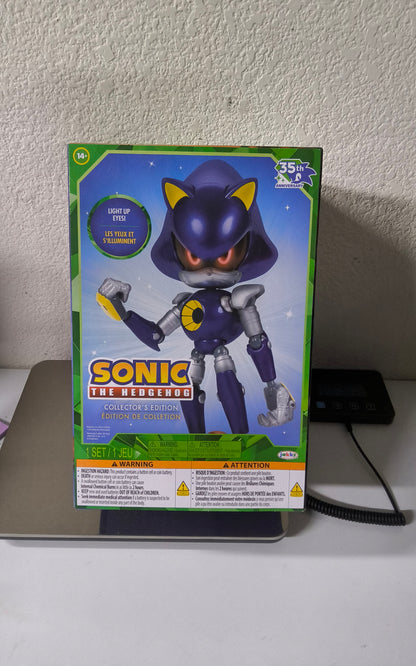 Sonic the Hedgehog 35th Anniversary Collector's Edition Metal Sonic Light Up Eyes Figure