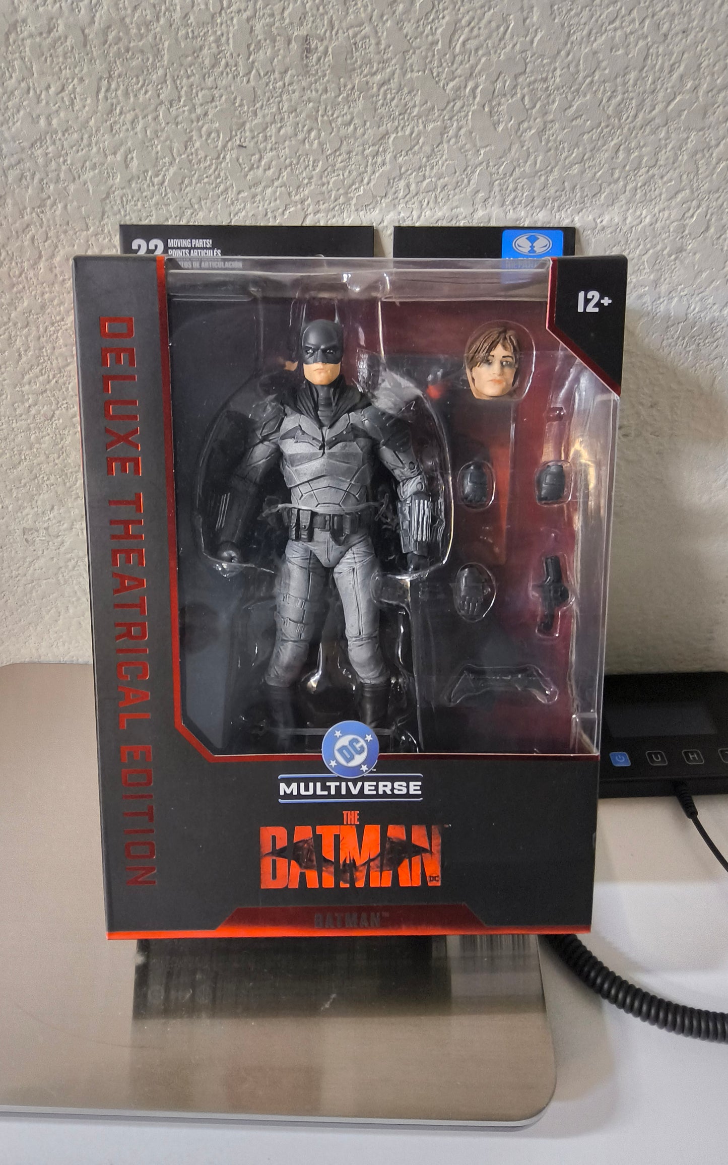 McFarlane DC Multiverse The Batman 2022 Deluxe 7-Inch Action Figure
