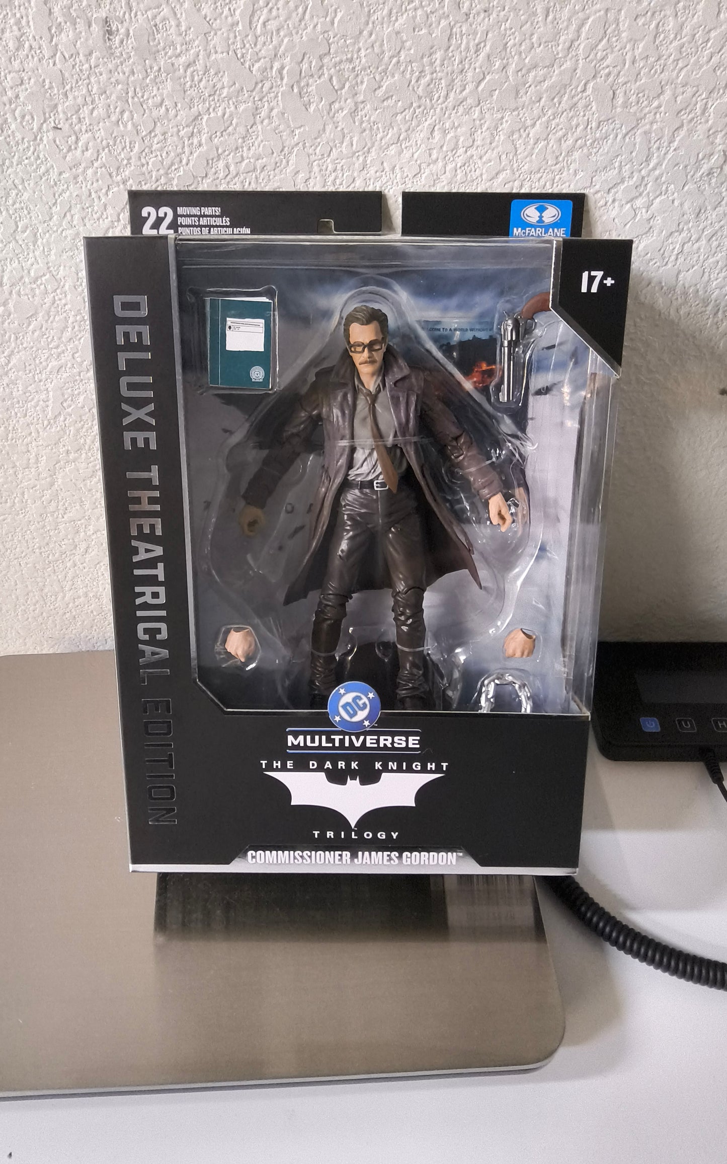 McFarlane DC Multiverse Commissioner Gordon Dark Knight 7-Inch Figure