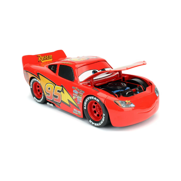 Disney Pixar Cars Lightning McQueen 1:24 Die-Cast Race Car with Tire Rack