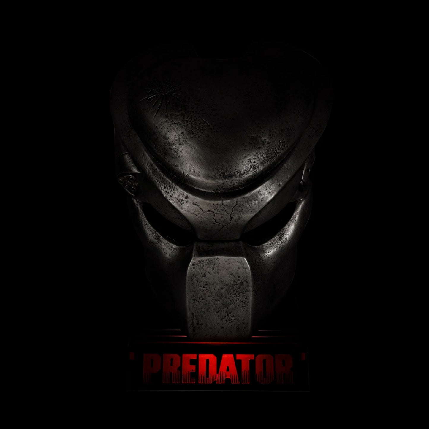 Predator 9-Inch Deluxe Replica Mask with Light-Up Display Stand by CultureFly