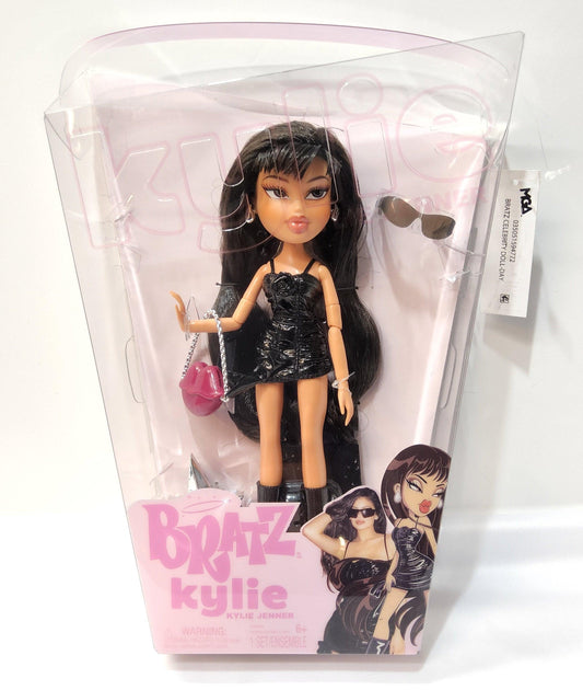 Bratz Kylie Jenner Day Fashion Doll Accessories & Certificate of Authenticity - Logan's Toy Chest