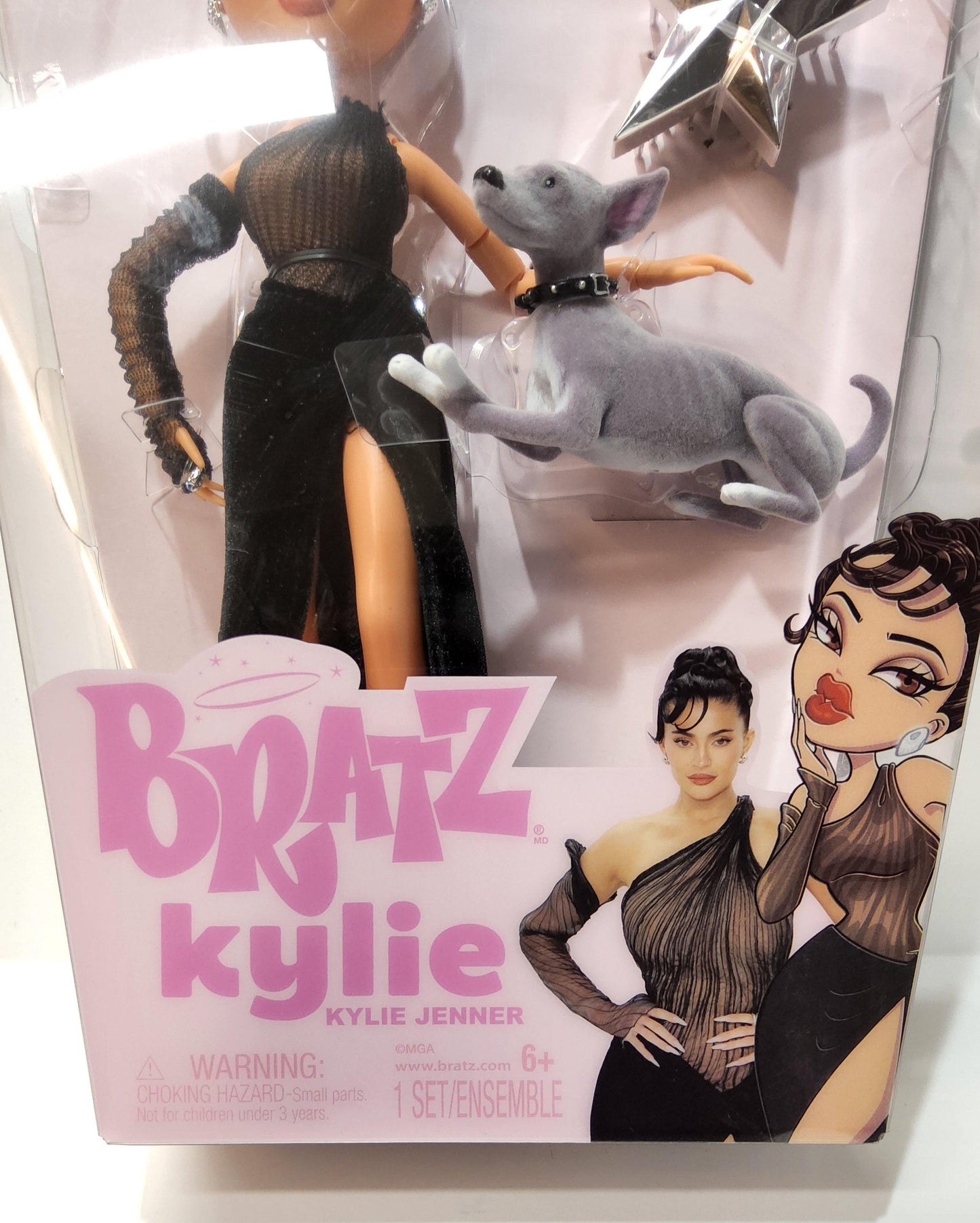 Bratz Kylie Jenner Night Fashion Doll Accessories & Certificate of Authenticity - Logan's Toy Chest