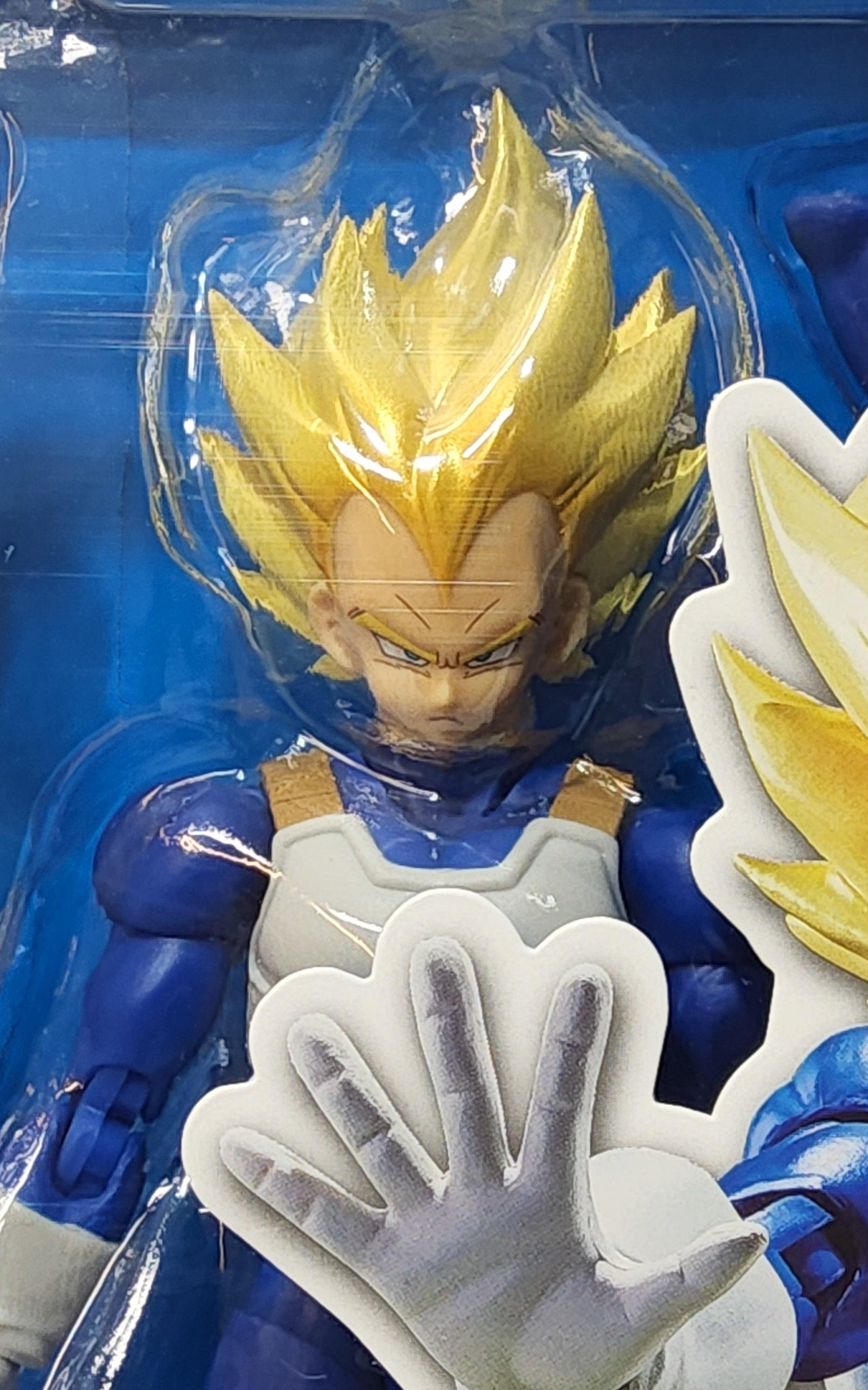 DBZ S.H. Figuarts Super Saiyan Vegeta Dragon Ball Z 5" Action Figure - Logan's Toy Chest