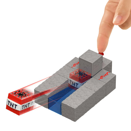 Minecraft Enderman 3.25-Inch Action Figure with Accessory & Redstone Piece