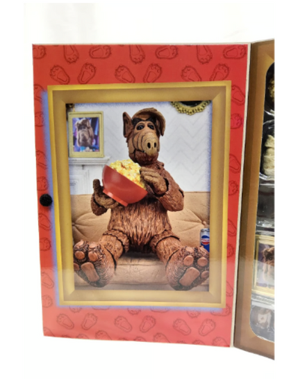 NECA Alf Ultimate 7-Inch Scale Action Figure - Interchangeable Hands & Accessori - Logan's Toy Chest