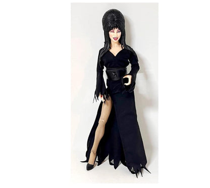 NECA Elvira 8" Clothed Action Figure - Mistress of the Dark Figure Set - Logan's Toy Chest