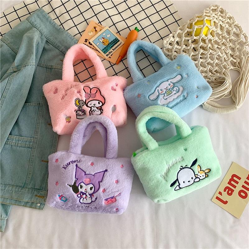 https://loganstoychest.com/cdn/shop/files/sanrio-hello-kitty-bag-plush-cinnamoroll-melody-kuromi-kawaii-handbag-logan-s-toy-chest-9.jpg?v=1704012391